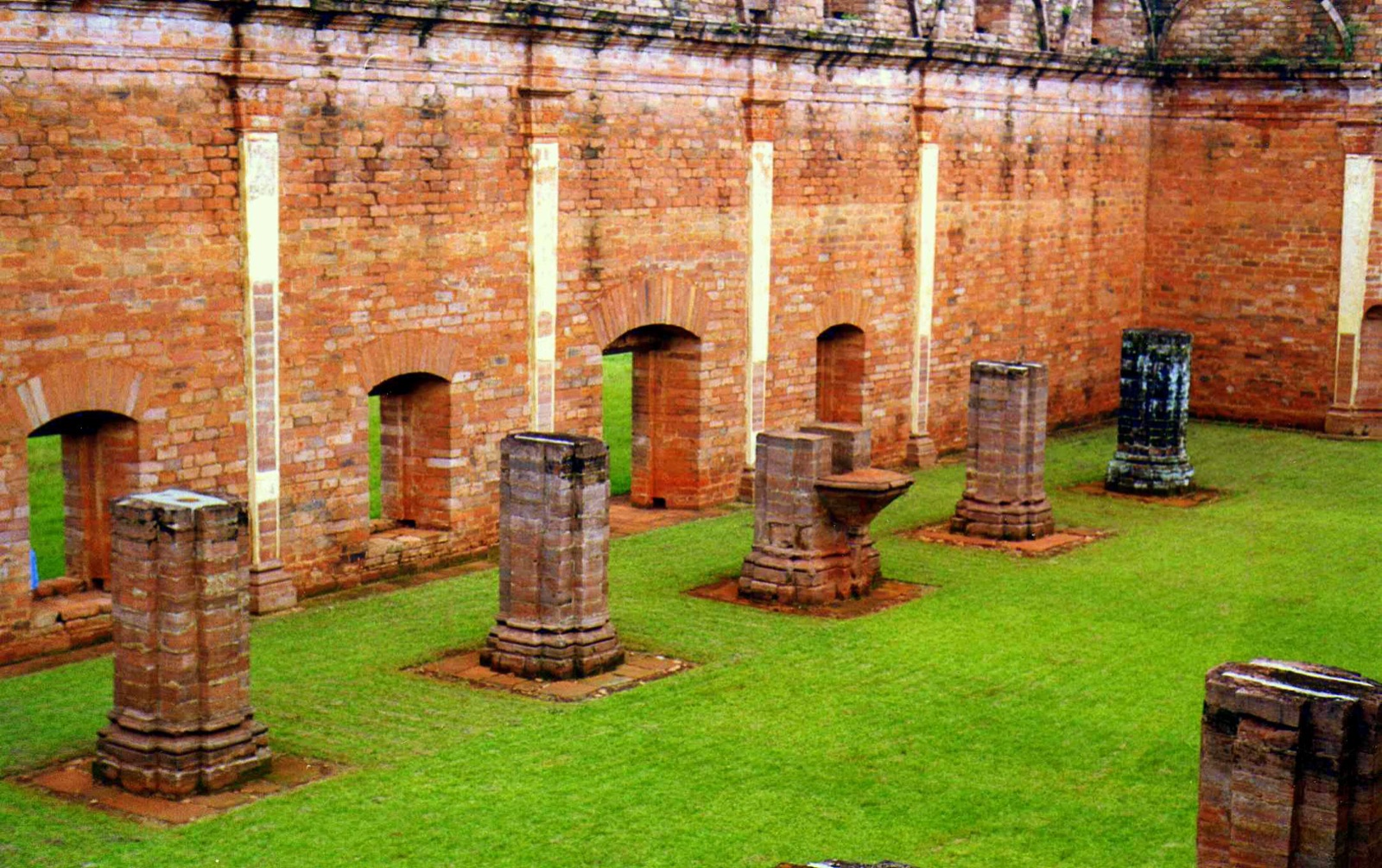 Interiores de Jesús de Tavarangüe