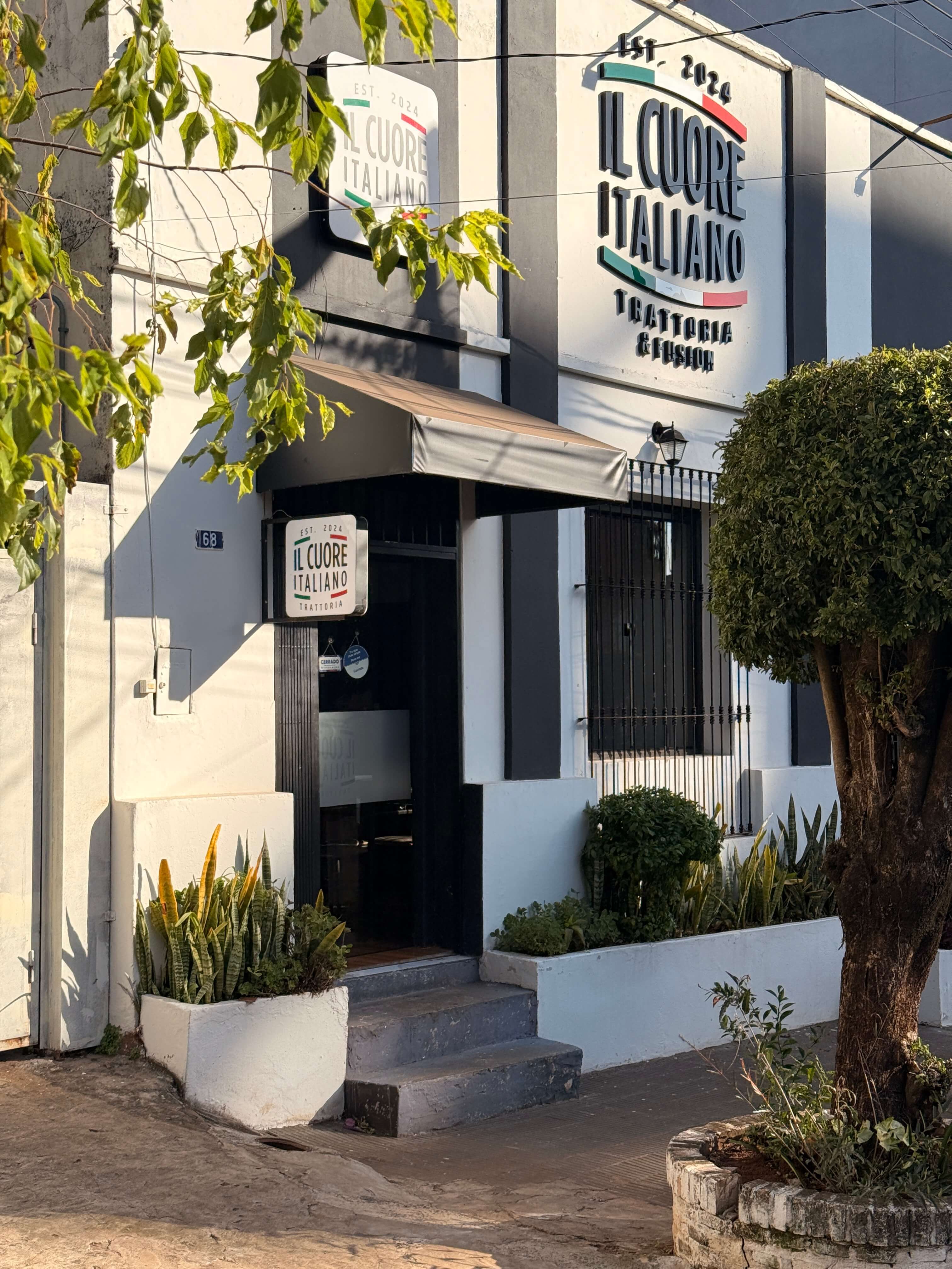 Il Cuore Italiano, lugar en Encarnación